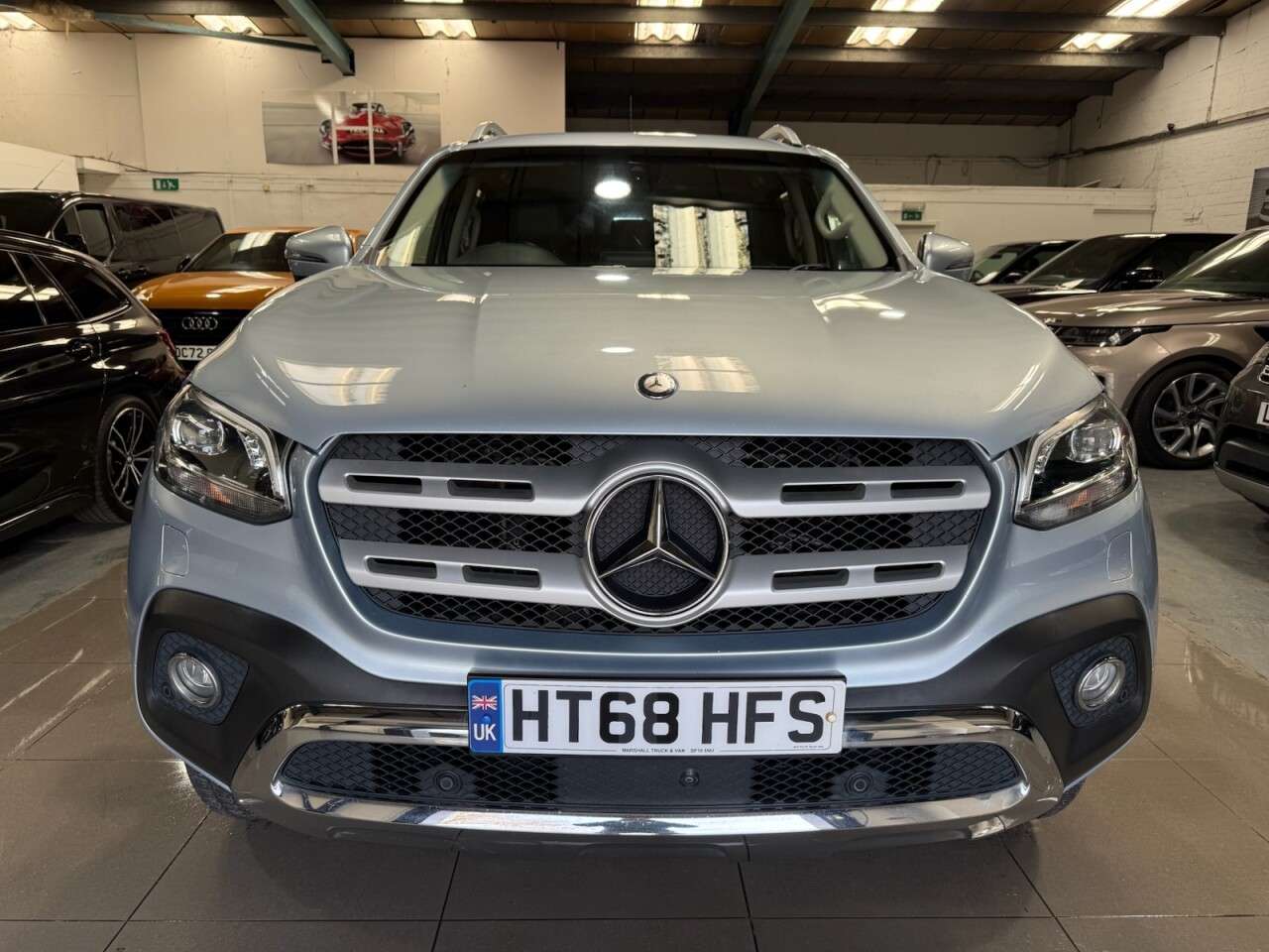 A 2018 MERCEDES-BENZ X-CLASS 2.3 CDI Power Pickup Double Cab 4dr Diesel Auto 4MATIC Euro 6 (190 ps) A 2018 MERCEDES-BENZ X-CLASS 2.3 CDI Power Pickup Double Cab 4dr Diesel Auto 4MATIC Euro 6 (190 ps)