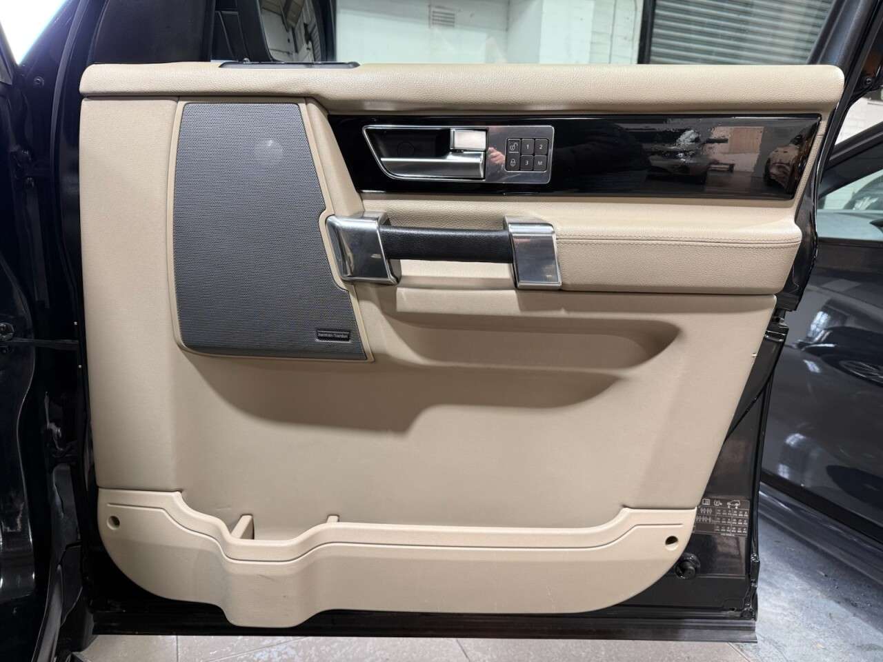 2011 LAND ROVER DISCOVERY 4 2011 LAND ROVER DISCOVERY 4