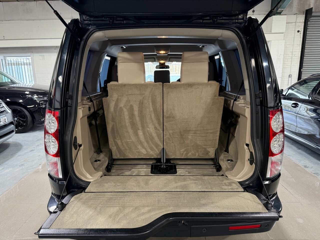 2011 LAND ROVER DISCOVERY 4 2011 LAND ROVER DISCOVERY 4