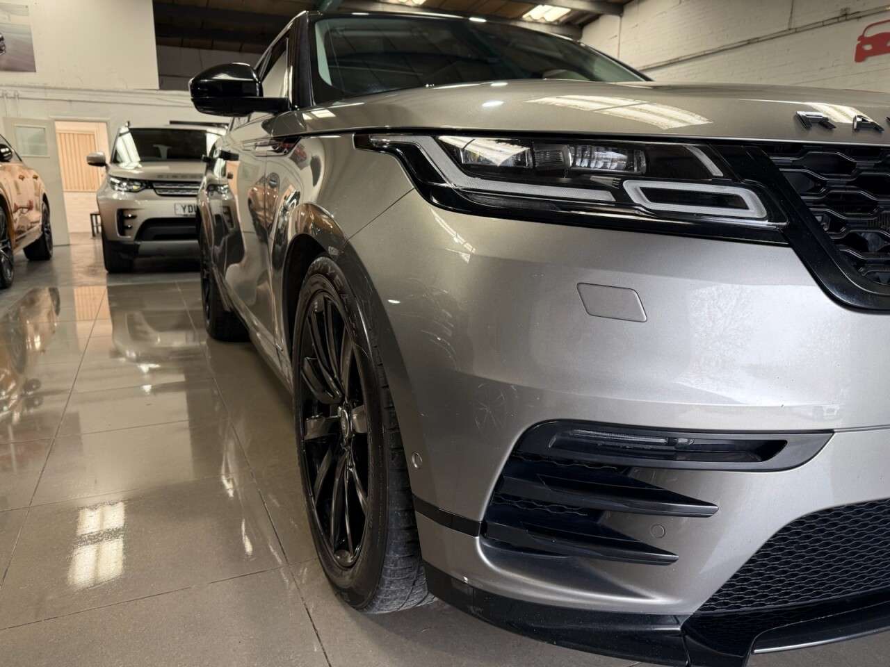 2018 LAND ROVER RANGE ROVER VELAR 2018 LAND ROVER RANGE ROVER VELAR