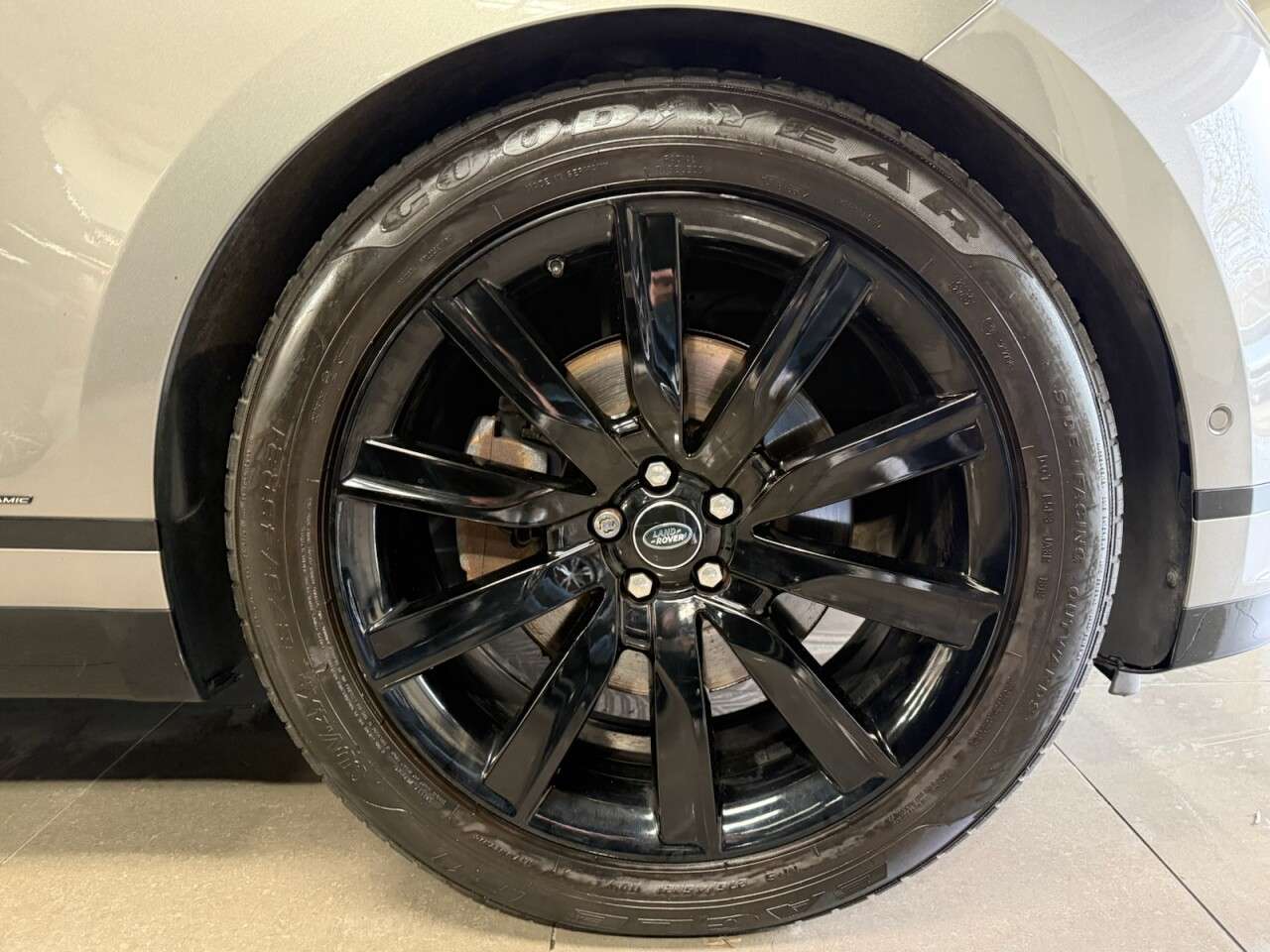 2018 LAND ROVER RANGE ROVER VELAR 2018 LAND ROVER RANGE ROVER VELAR