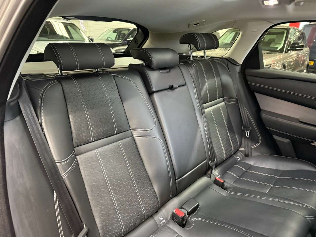 2018 LAND ROVER RANGE ROVER VELAR 2018 LAND ROVER RANGE ROVER VELAR