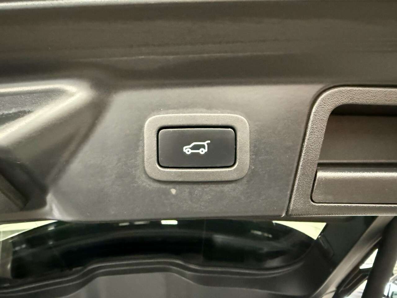 2018 LAND ROVER RANGE ROVER VELAR 2018 LAND ROVER RANGE ROVER VELAR