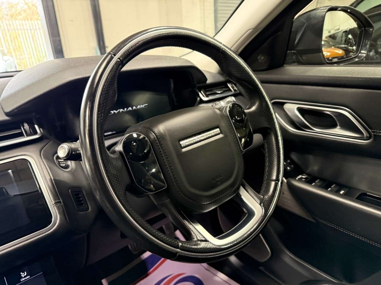 2018 LAND ROVER RANGE ROVER VELAR 2018 LAND ROVER RANGE ROVER VELAR