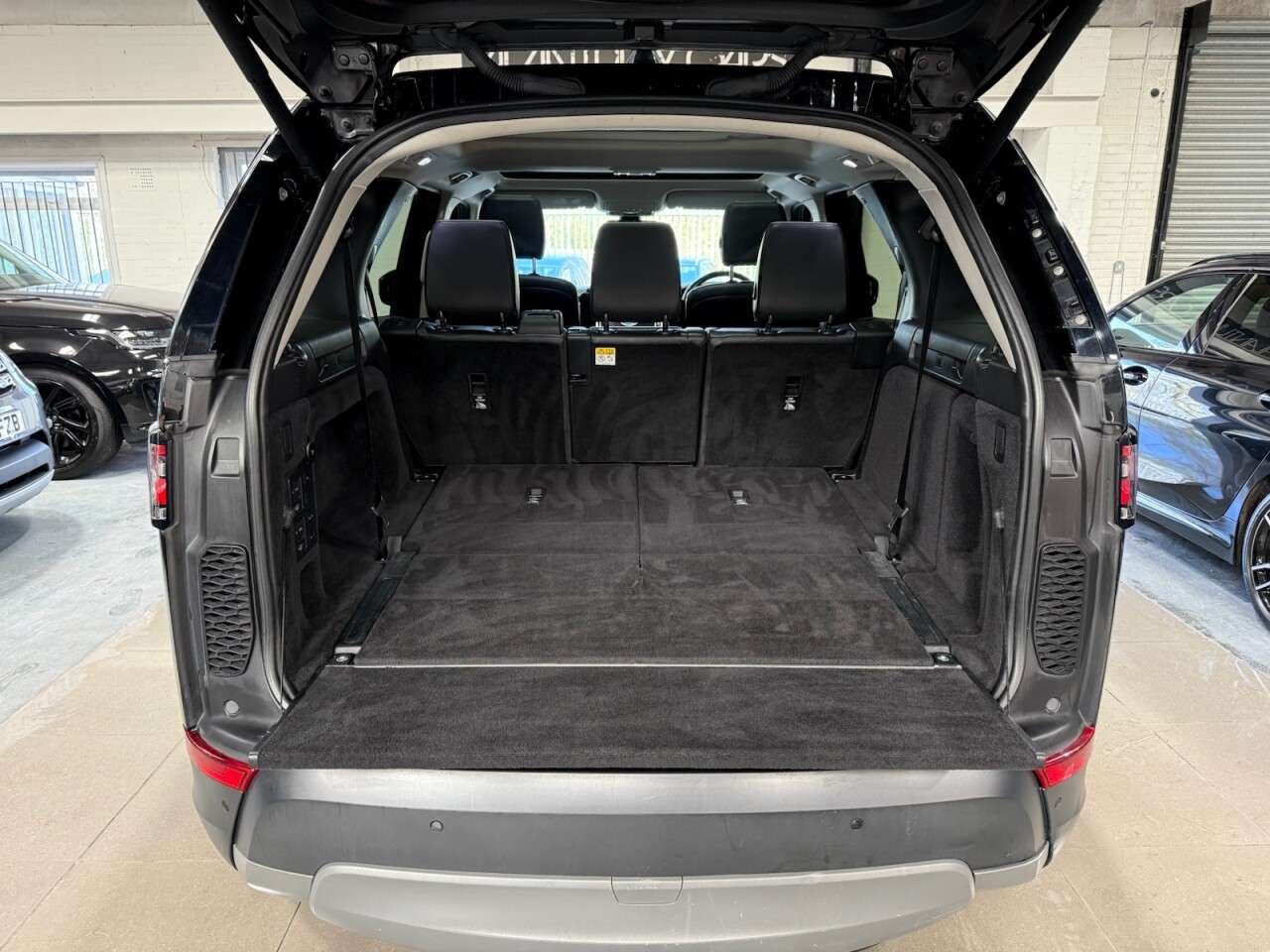 2018 LAND ROVER DISCOVERY 2018 LAND ROVER DISCOVERY