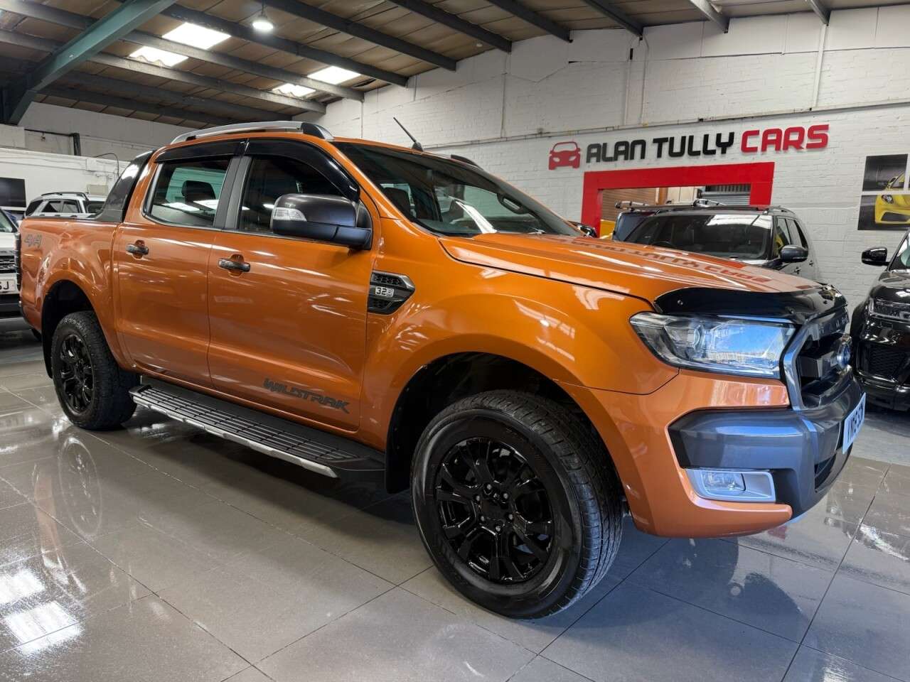 A 2018 FORD RANGER 3.2 TDCi Wildtrak Pickup Double Cab 4dr Diesel Auto 4WD Euro 5 (200 ps) A 2018 FORD RANGER 3.2 TDCi Wildtrak Pickup Double Cab 4dr Diesel Auto 4WD Euro 5 (200 ps)