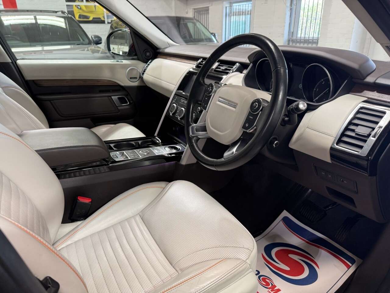 2017 LAND ROVER DISCOVERY 2017 LAND ROVER DISCOVERY