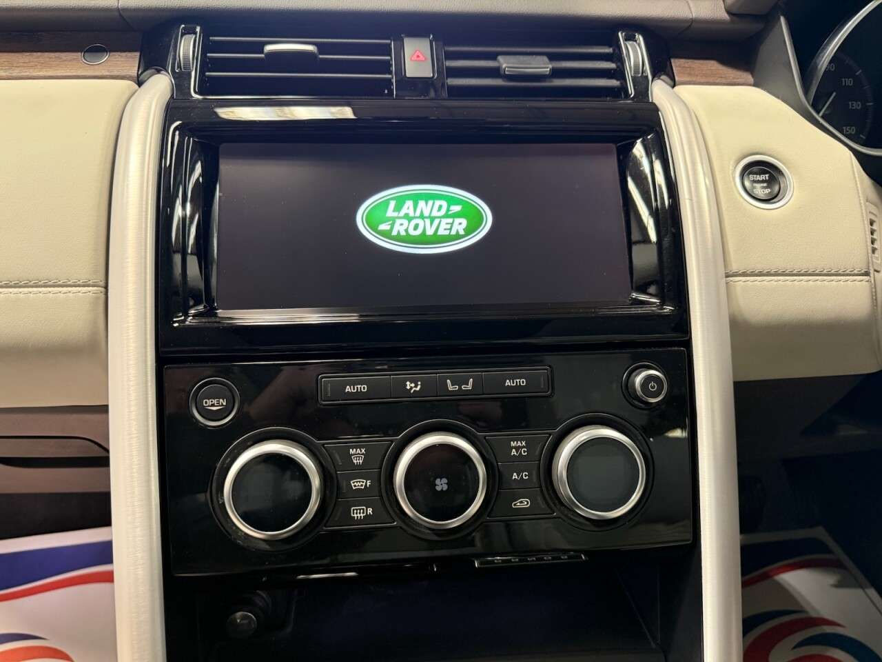 2017 LAND ROVER DISCOVERY 2017 LAND ROVER DISCOVERY