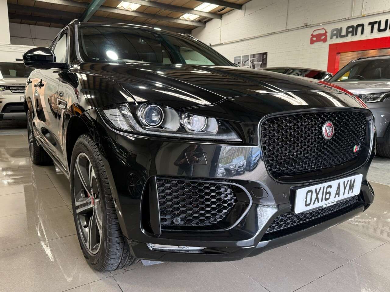 2016 JAGUAR F-PACE 2016 JAGUAR F-PACE
