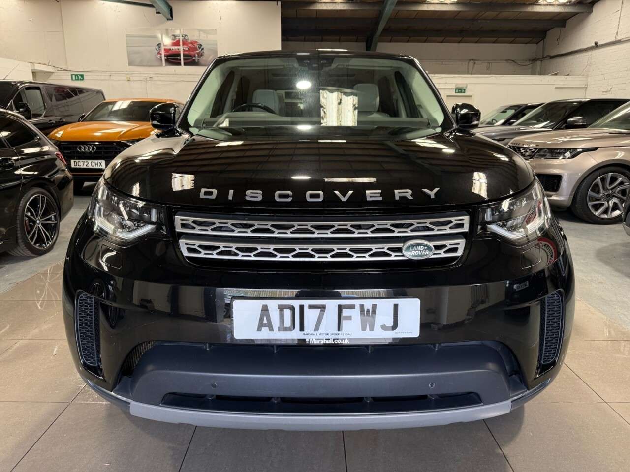 A 2017 LAND ROVER DISCOVERY 3.0 TD V6 HSE SUV 5dr Diesel Auto 4WD Euro 6 (s/s) (258 ps) A 2017 LAND ROVER DISCOVERY 3.0 TD V6 HSE SUV 5dr Diesel Auto 4WD Euro 6 (s/s) (258 ps)
