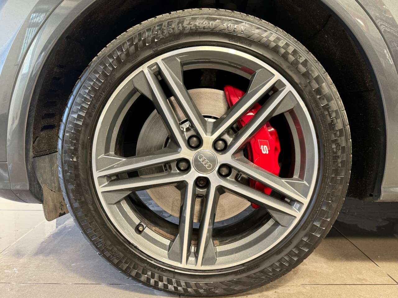 2020 AUDI SQ5 2020 AUDI SQ5