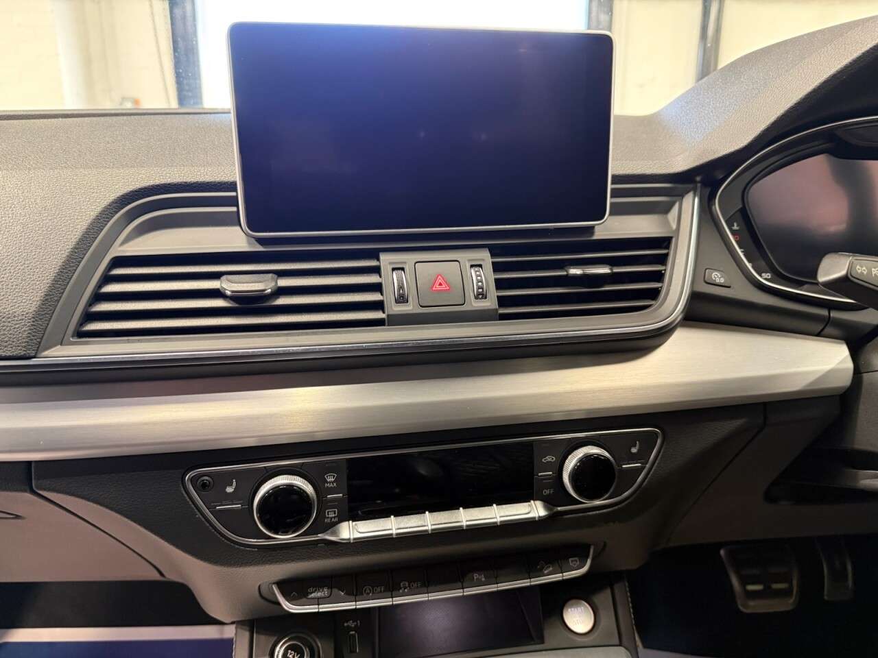 2020 AUDI SQ5 2020 AUDI SQ5