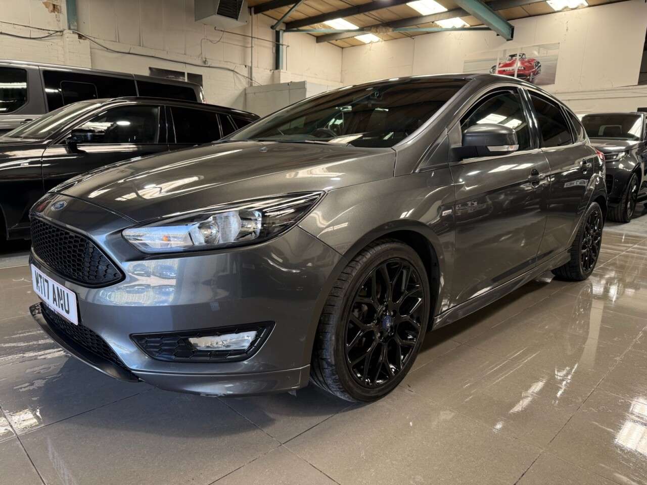 A 2017 FORD FOCUS 1.0T EcoBoost ST-Line Hatchback 5dr Petrol Manual Euro 6 (s/s) (125 ps) A 2017 FORD FOCUS 1.0T EcoBoost ST-Line Hatchback 5dr Petrol Manual Euro 6 (s/s) (125 ps)