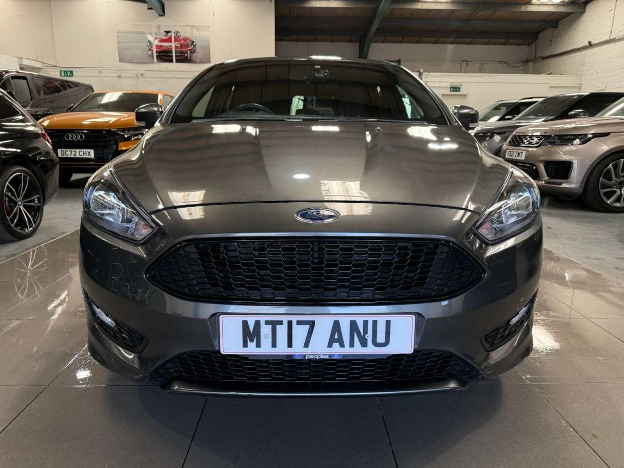 A 2017 FORD FOCUS 1.0T EcoBoost ST-Line Hatchback 5dr Petrol Manual Euro 6 (s/s) (125 ps) A 2017 FORD FOCUS 1.0T EcoBoost ST-Line Hatchback 5dr Petrol Manual Euro 6 (s/s) (125 ps)