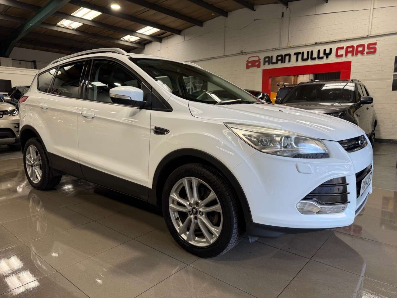A 2014 FORD KUGA 2.0 TDCi Titanium X SUV 5dr Diesel Manual 2WD Euro 5 (140 ps) A 2014 FORD KUGA 2.0 TDCi Titanium X SUV 5dr Diesel Manual 2WD Euro 5 (140 ps)