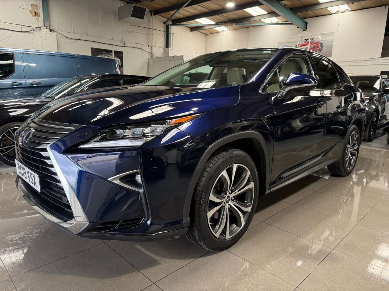 A 2019 LEXUS RX 3.5 450h V6 SUV 5dr Petrol Hybrid E-CVT 4WD Euro 6 (s/s) (313 ps) A 2019 LEXUS RX 3.5 450h V6 SUV 5dr Petrol Hybrid E-CVT 4WD Euro 6 (s/s) (313 ps)