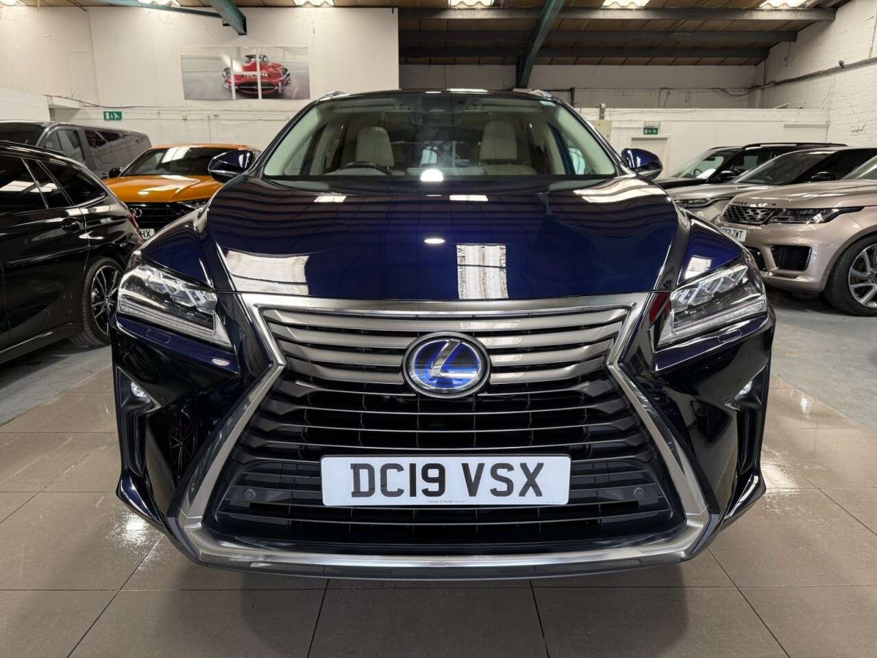 A 2019 LEXUS RX 3.5 450h V6 SUV 5dr Petrol Hybrid E-CVT 4WD Euro 6 (s/s) (313 ps) A 2019 LEXUS RX 3.5 450h V6 SUV 5dr Petrol Hybrid E-CVT 4WD Euro 6 (s/s) (313 ps)