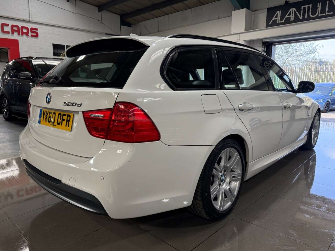 2010 BMW 3 SERIES 2010 BMW 3 SERIES