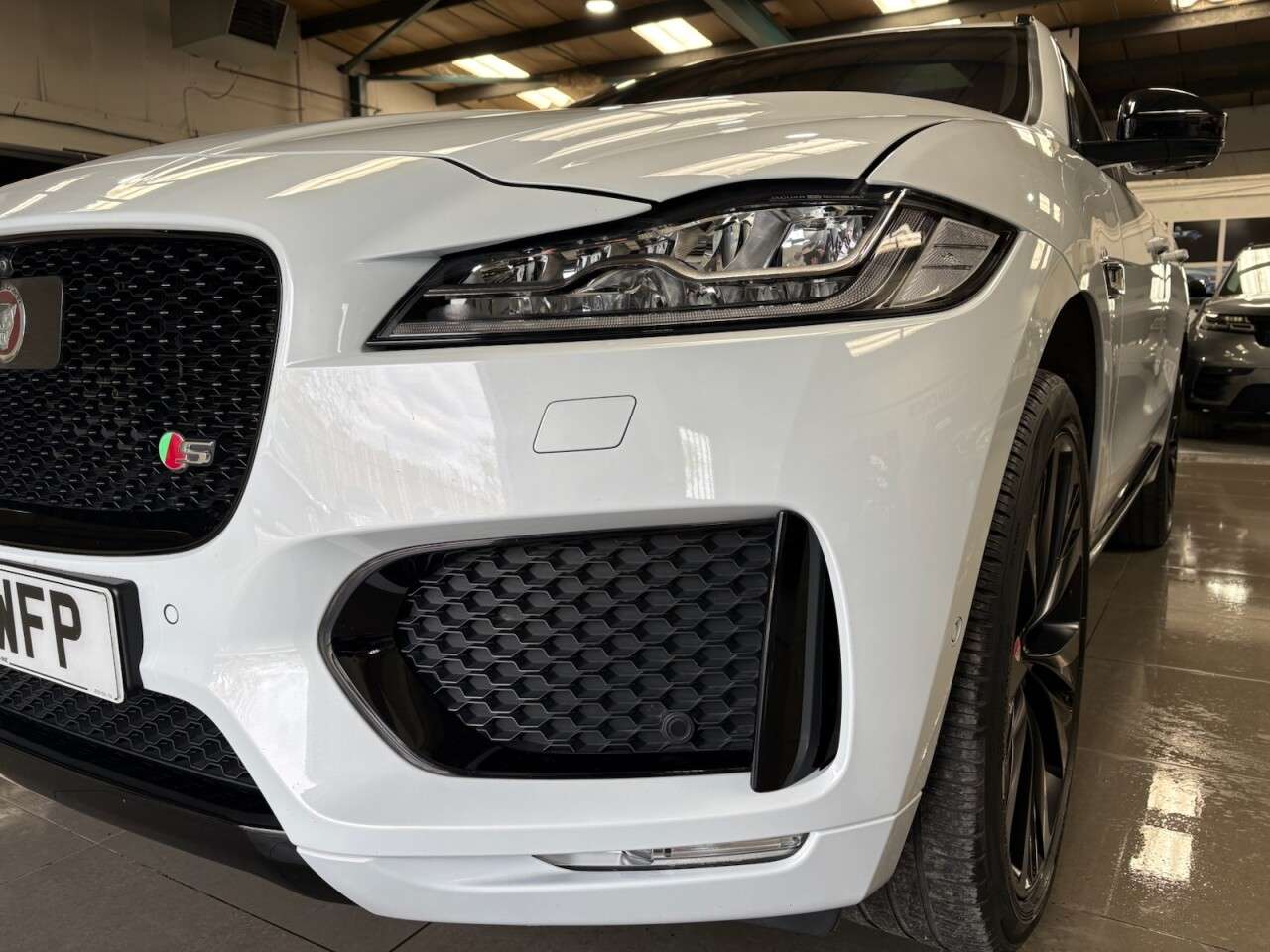 2017 JAGUAR F-PACE 2017 JAGUAR F-PACE