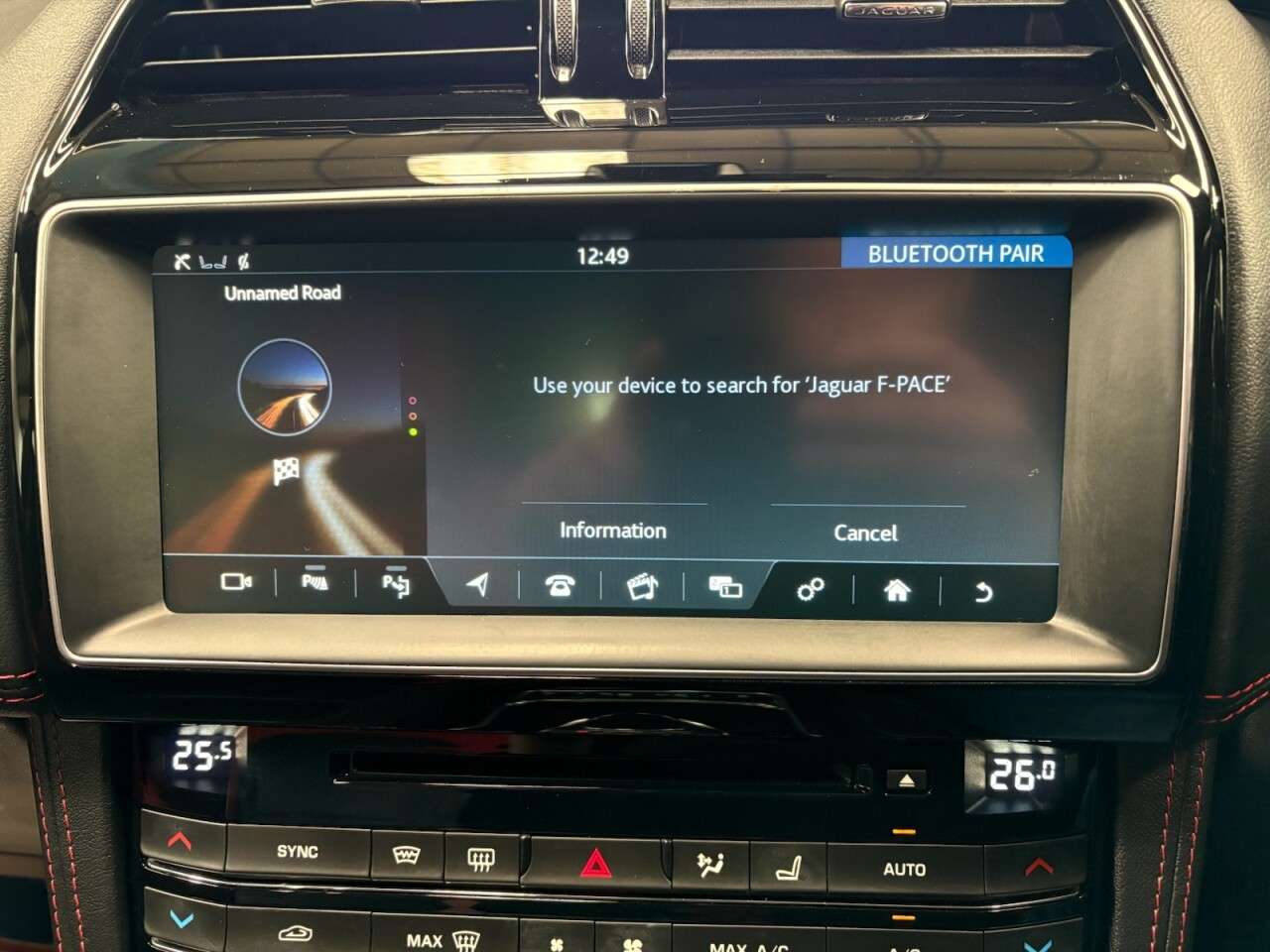 2017 JAGUAR F-PACE 2017 JAGUAR F-PACE