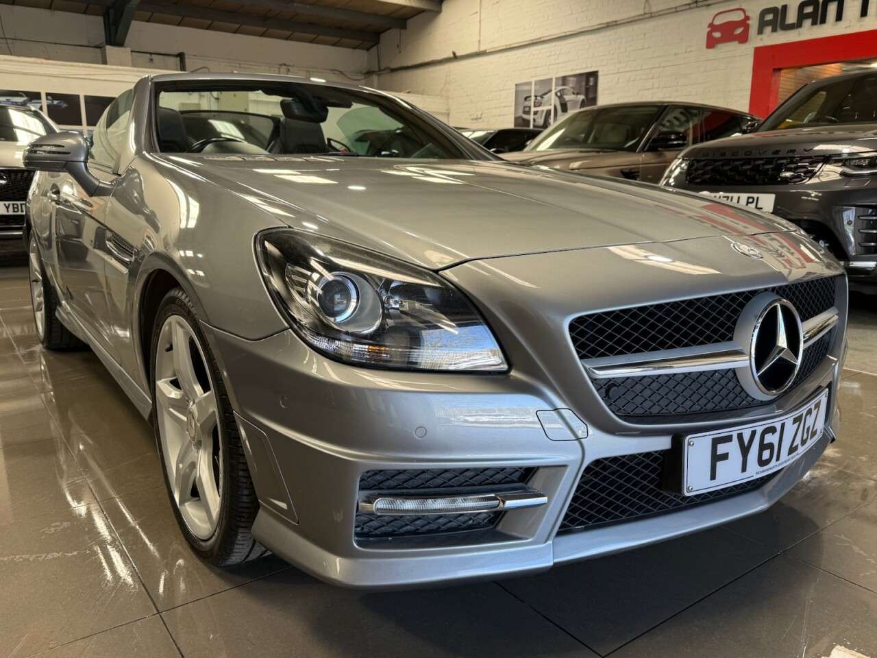 2011 MERCEDES-BENZ SLK 2011 MERCEDES-BENZ SLK