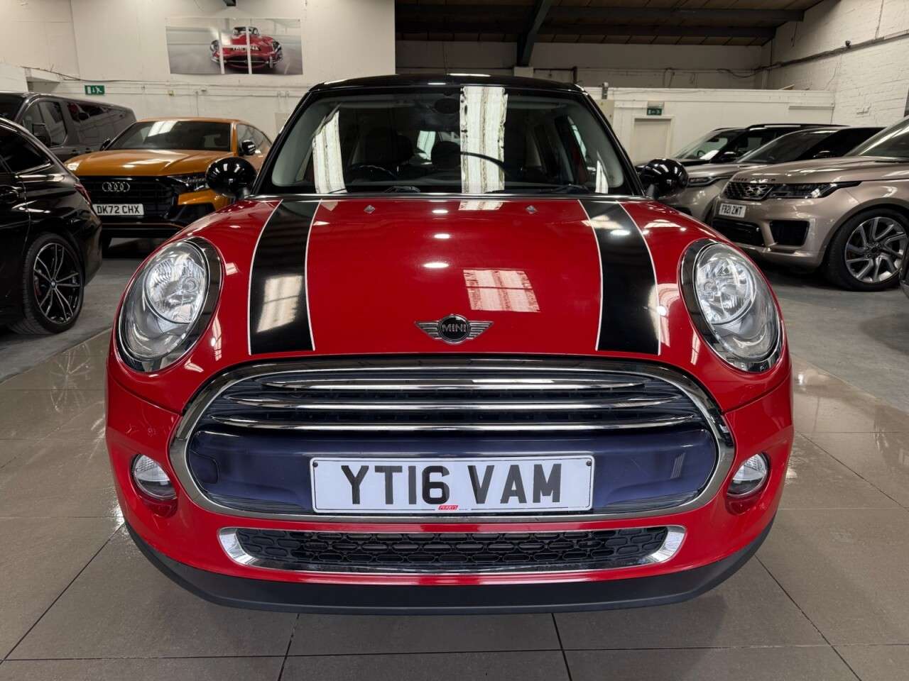 A 2016 MINI HATCH 1.5 Cooper Hatchback 5dr Petrol Auto Euro 6 (s/s) (136 ps) A 2016 MINI HATCH 1.5 Cooper Hatchback 5dr Petrol Auto Euro 6 (s/s) (136 ps)