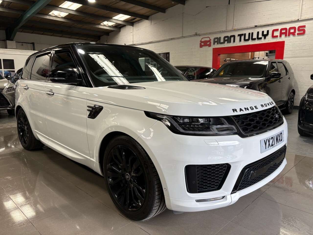 A 2021 LAND ROVER RANGE ROVER SPORT 3.0 P400 MHEV HST SUV 5dr Petrol Auto 4WD Euro 6 (s/s) (400 ps) A 2021 LAND ROVER RANGE ROVER SPORT 3.0 P400 MHEV HST SUV 5dr Petrol Auto 4WD Euro 6 (s/s) (400 ps)
