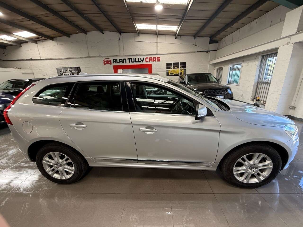 2016 VOLVO XC60 2016 VOLVO XC60