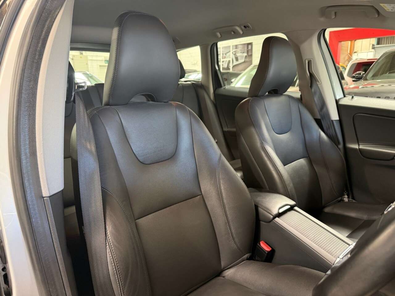 2016 VOLVO XC60 2016 VOLVO XC60