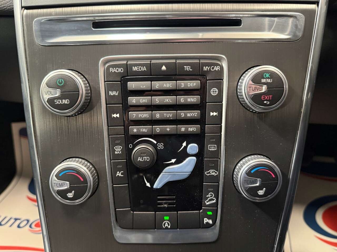 2016 VOLVO XC60 2016 VOLVO XC60