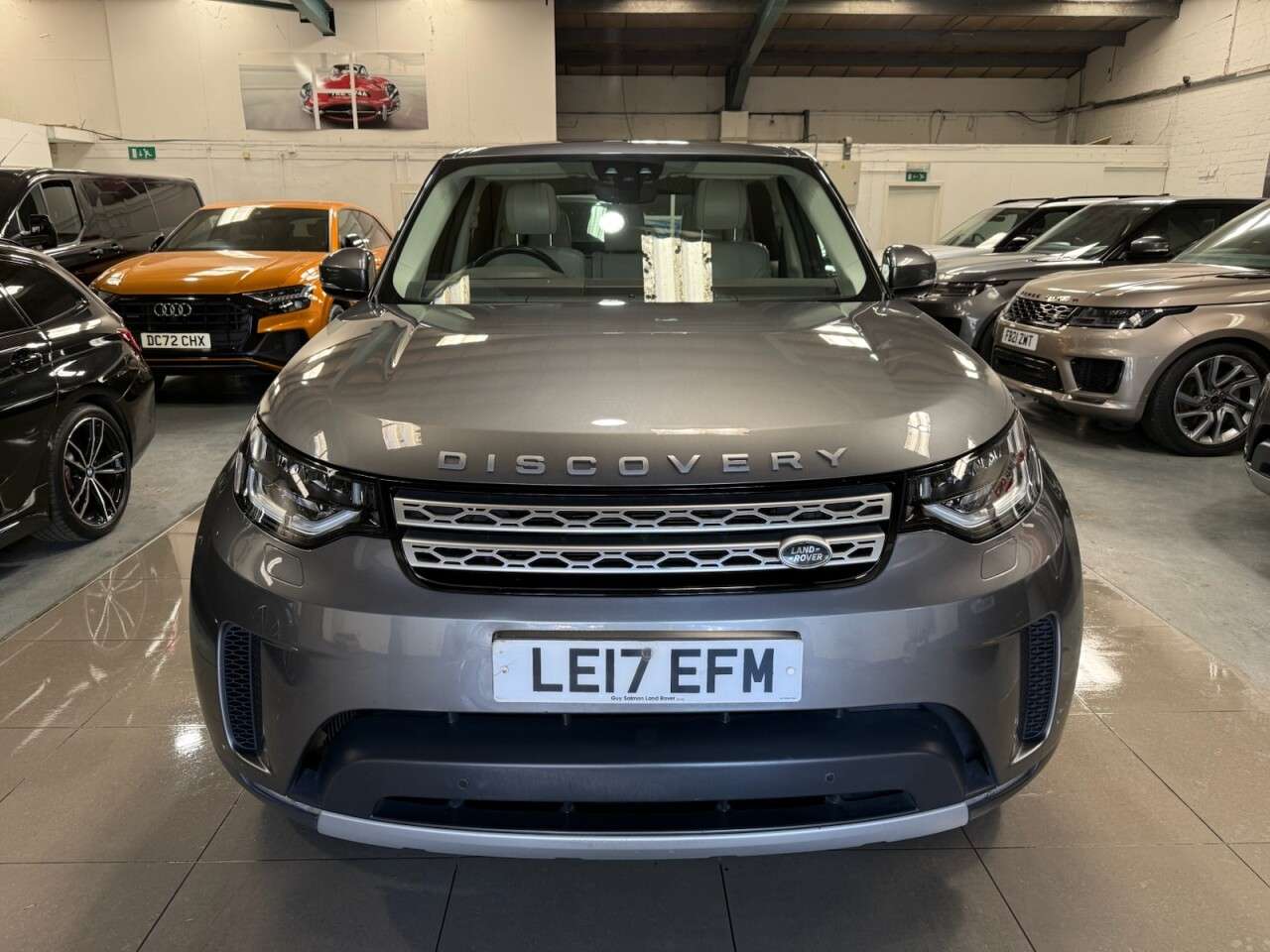 A 2017 LAND ROVER DISCOVERY 3.0 TD V6 HSE SUV 5dr Diesel Auto 4WD Euro 6 (s/s) (258 ps) CAMBELT CHANGED A 2017 LAND ROVER DISCOVERY 3.0 TD V6 HSE SUV 5dr Diesel Auto 4WD Euro 6 (s/s) (258 ps) CAMBELT CHANGED