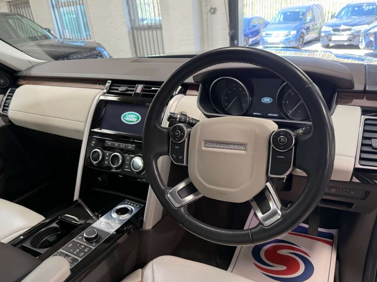 2017 LAND ROVER DISCOVERY 2017 LAND ROVER DISCOVERY