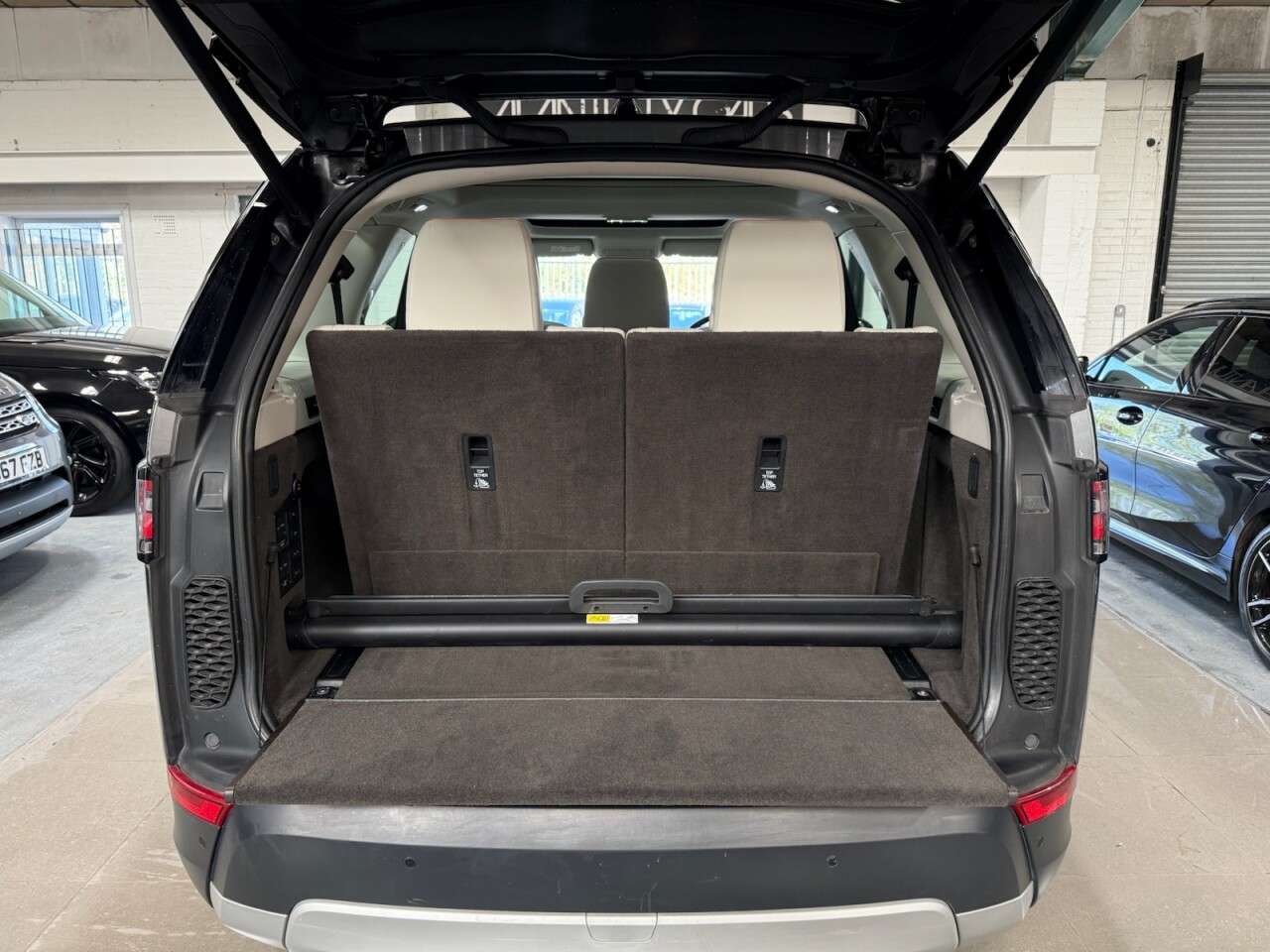 2017 LAND ROVER DISCOVERY 2017 LAND ROVER DISCOVERY