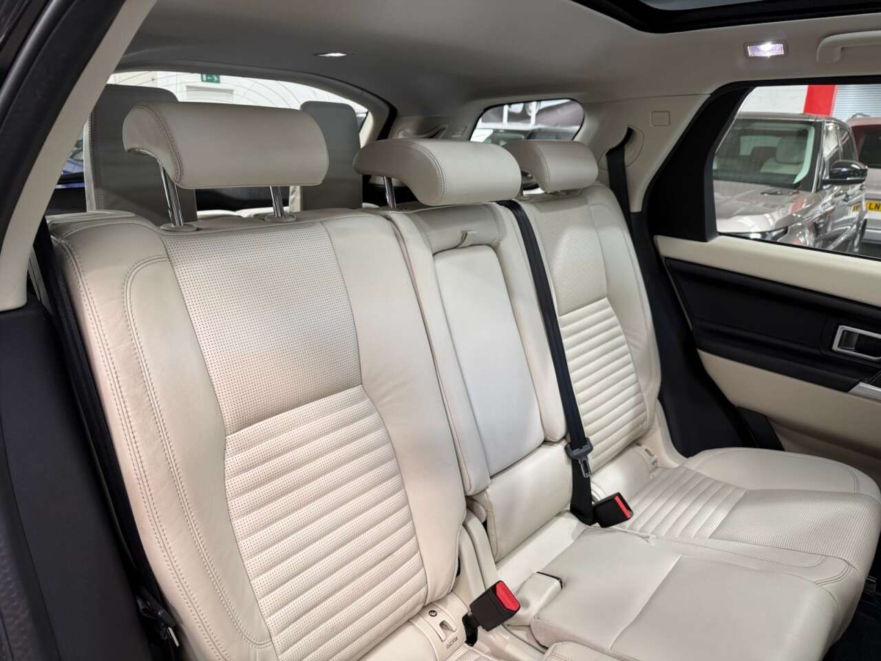 2015 LAND ROVER DISCOVERY SPORT 2015 LAND ROVER DISCOVERY SPORT