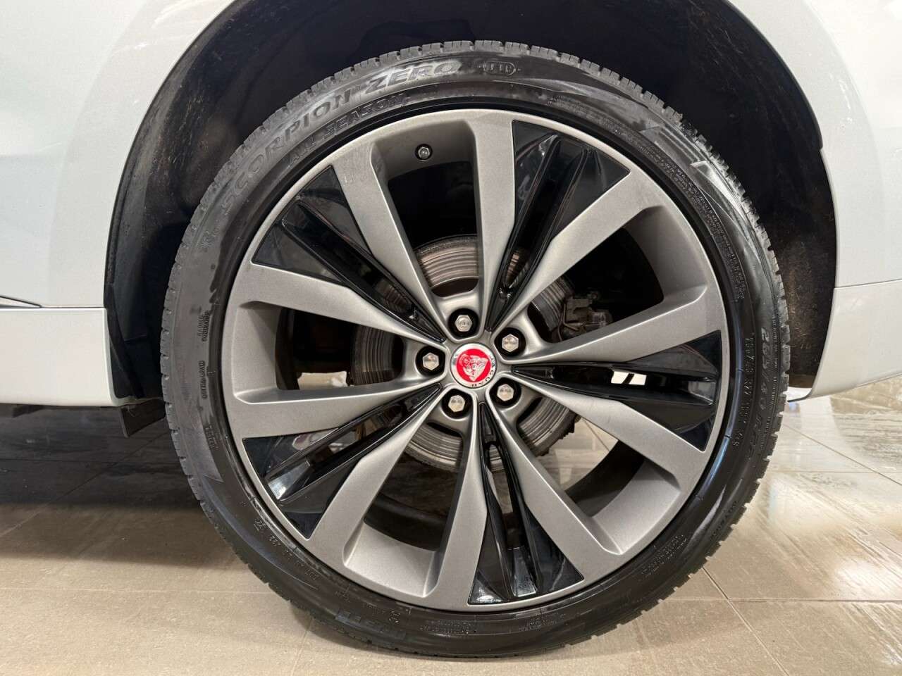 2019 JAGUAR F-PACE 2019 JAGUAR F-PACE