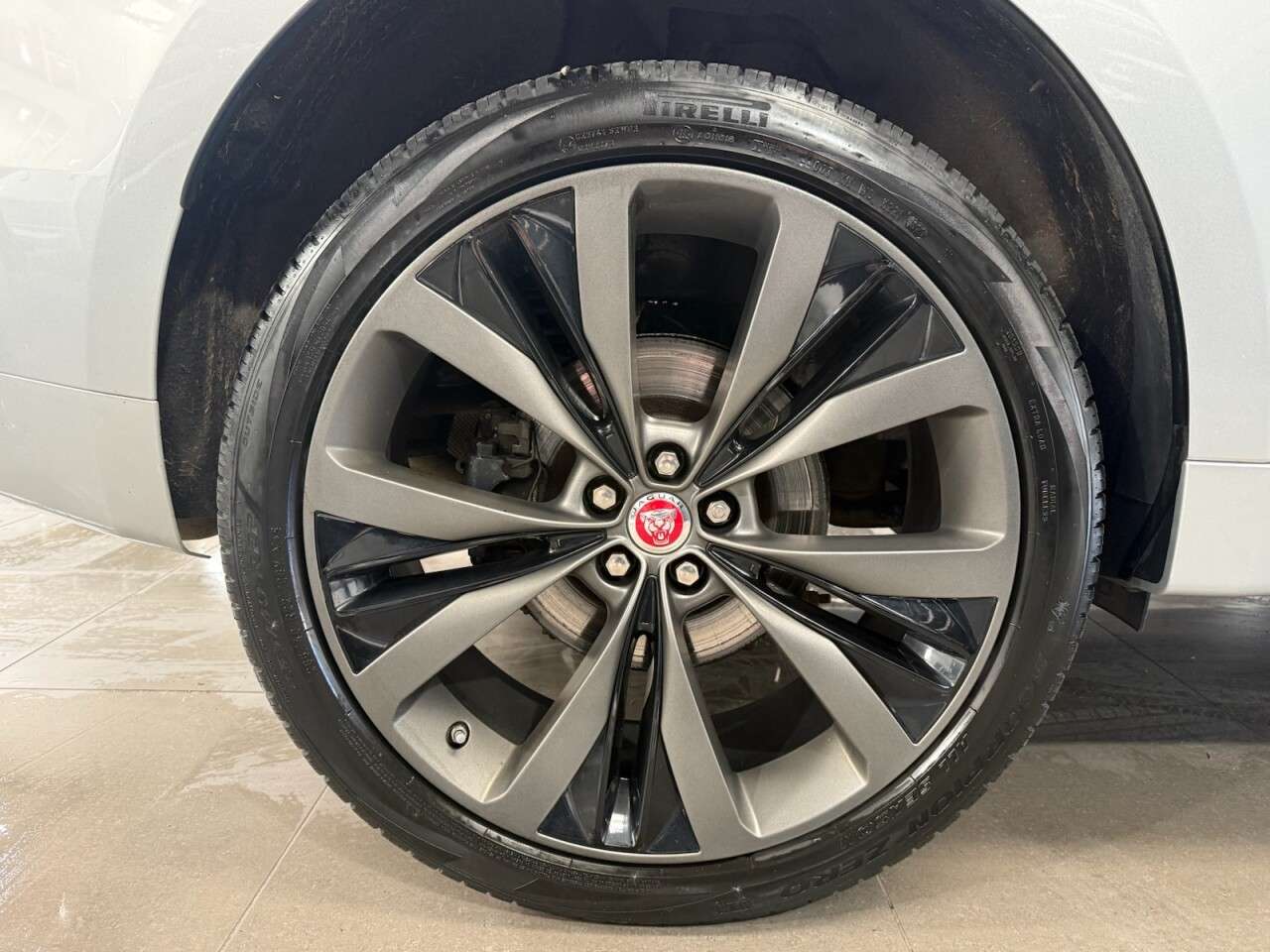 2019 JAGUAR F-PACE 2019 JAGUAR F-PACE