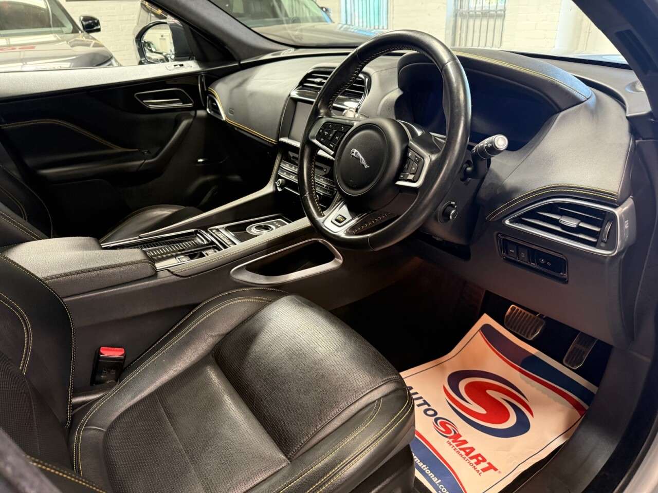 2019 JAGUAR F-PACE 2019 JAGUAR F-PACE