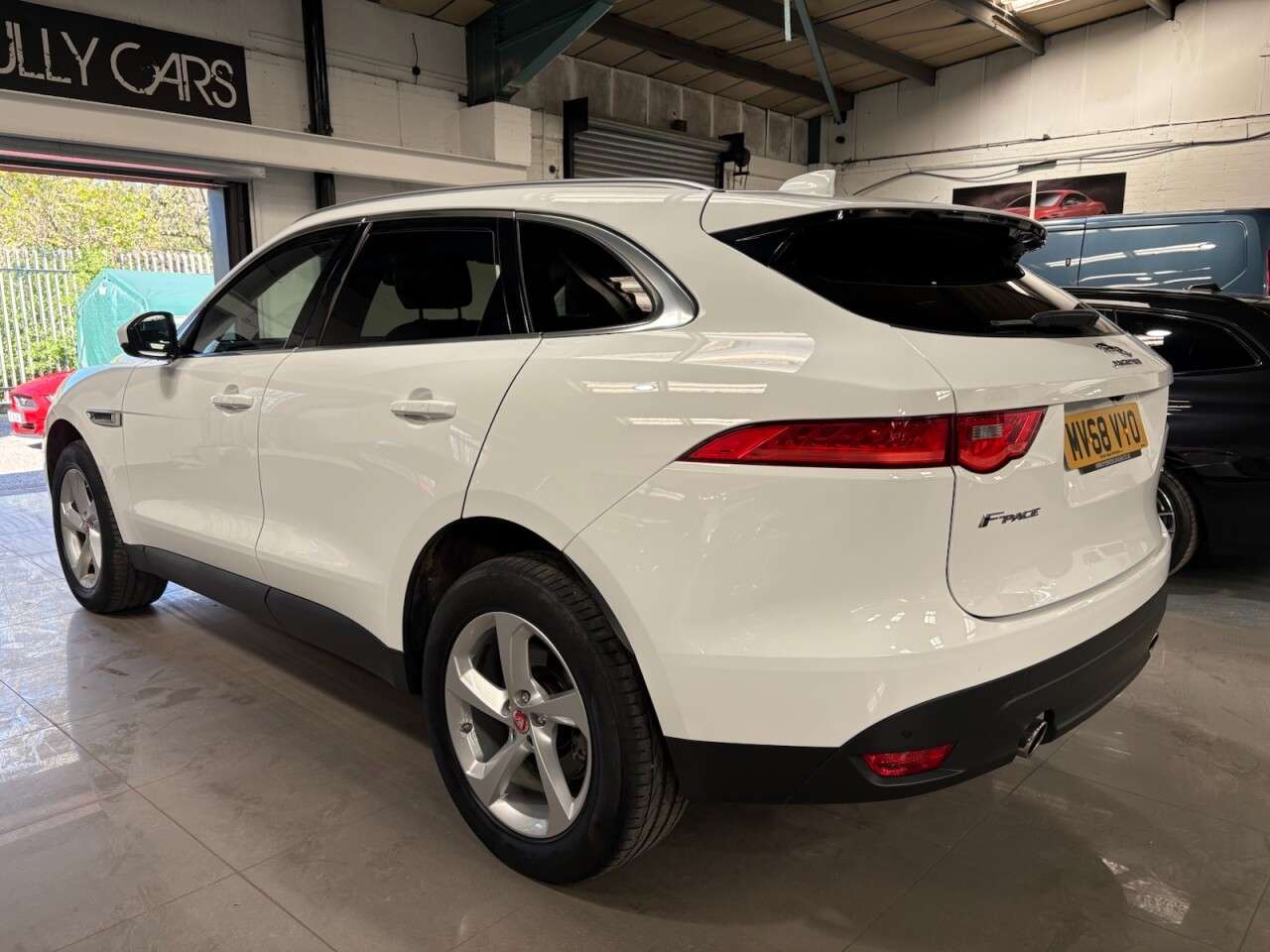 2018 JAGUAR F-PACE 2018 JAGUAR F-PACE