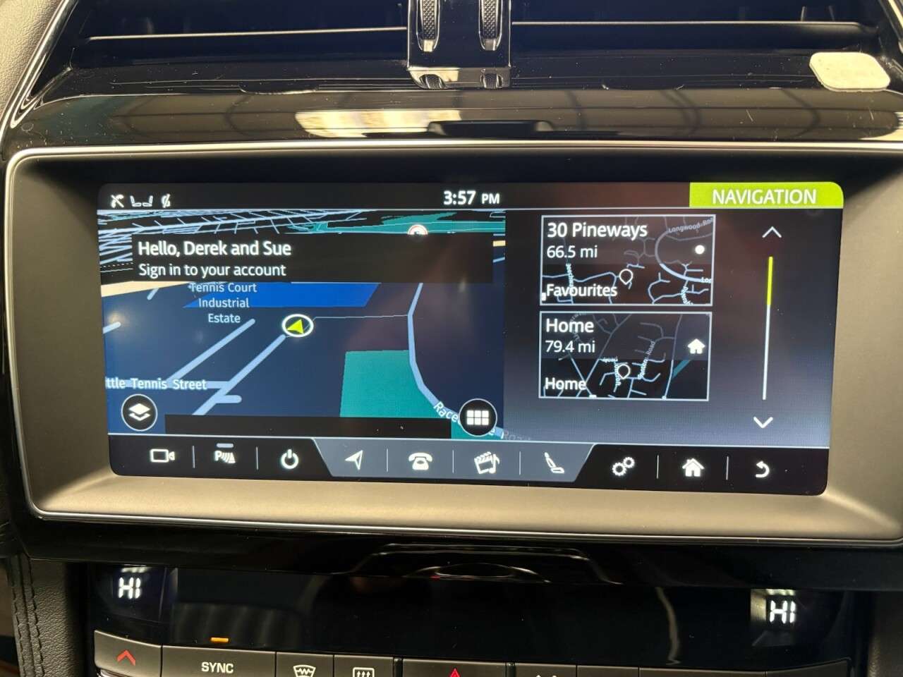 2018 JAGUAR F-PACE 2018 JAGUAR F-PACE