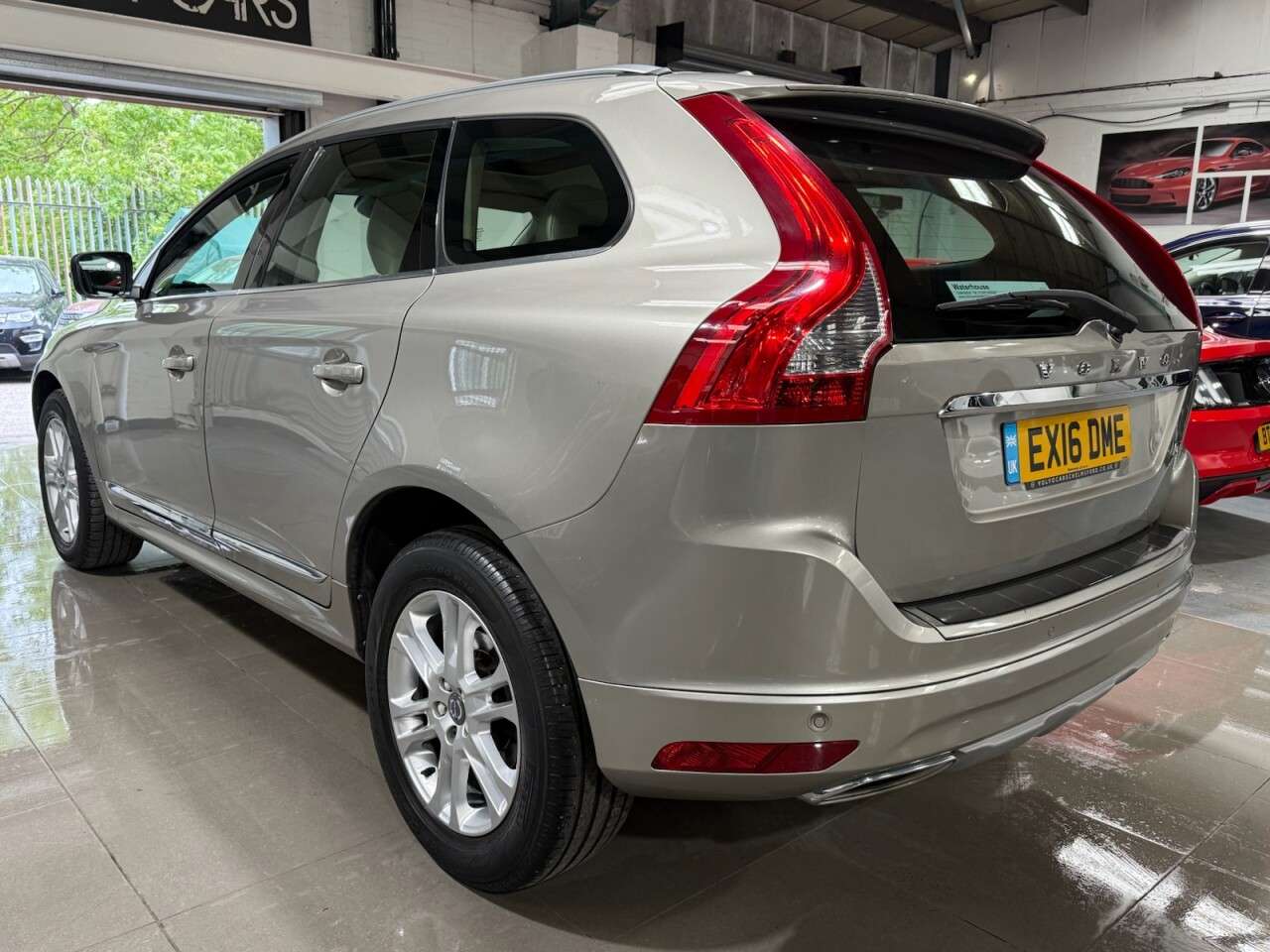 2016 VOLVO XC60 2016 VOLVO XC60