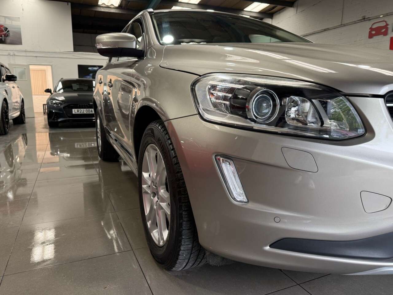 2016 VOLVO XC60 2016 VOLVO XC60