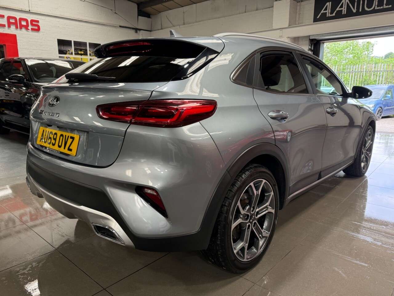 2019 KIA XCEED 2019 KIA XCEED