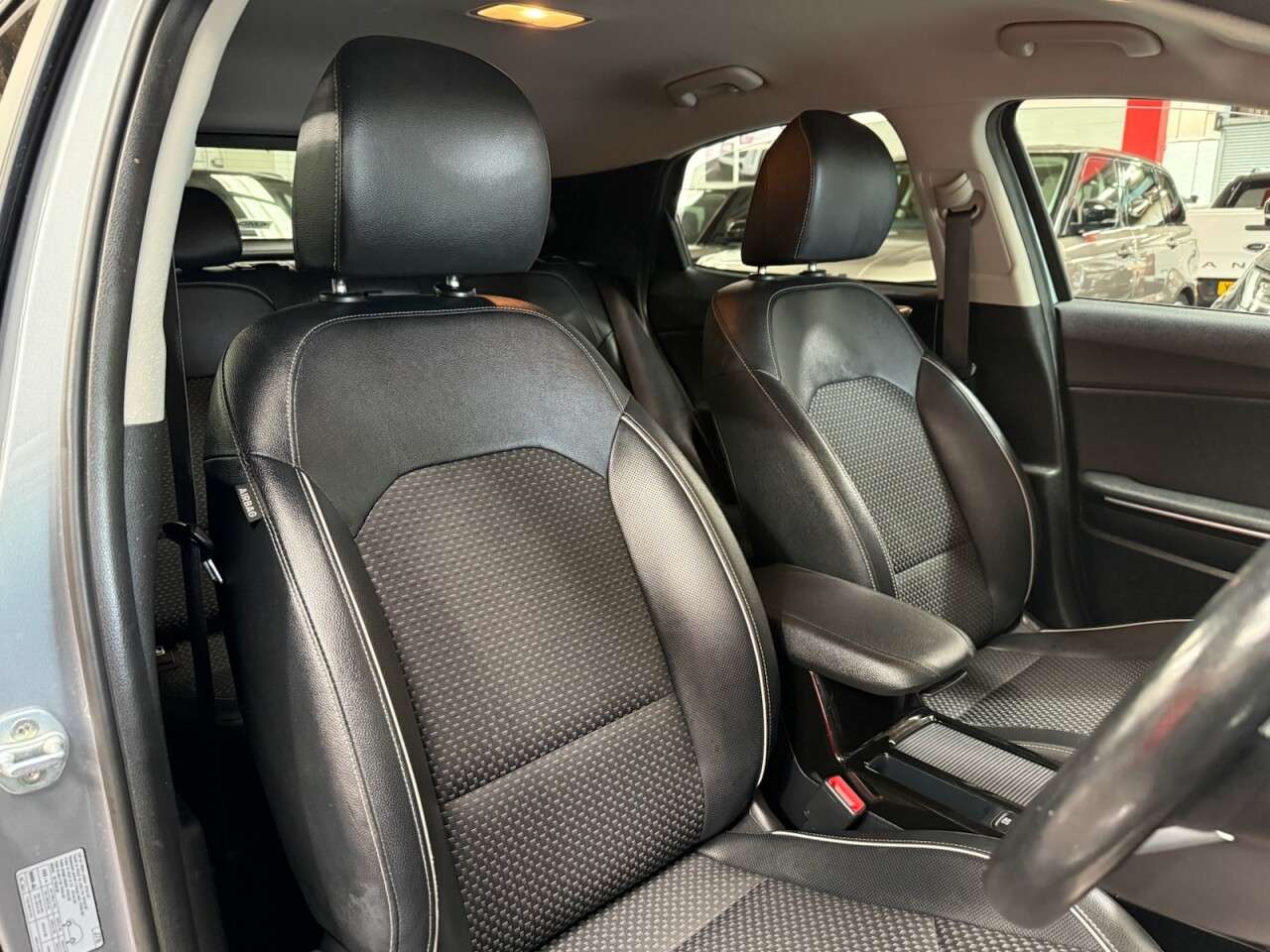 2019 KIA XCEED 2019 KIA XCEED