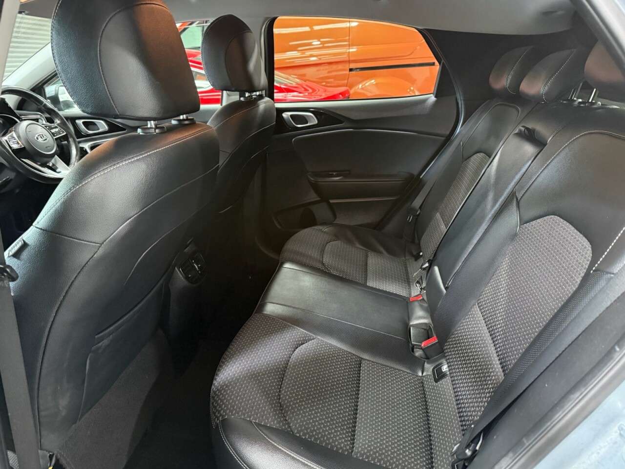 2019 KIA XCEED 2019 KIA XCEED