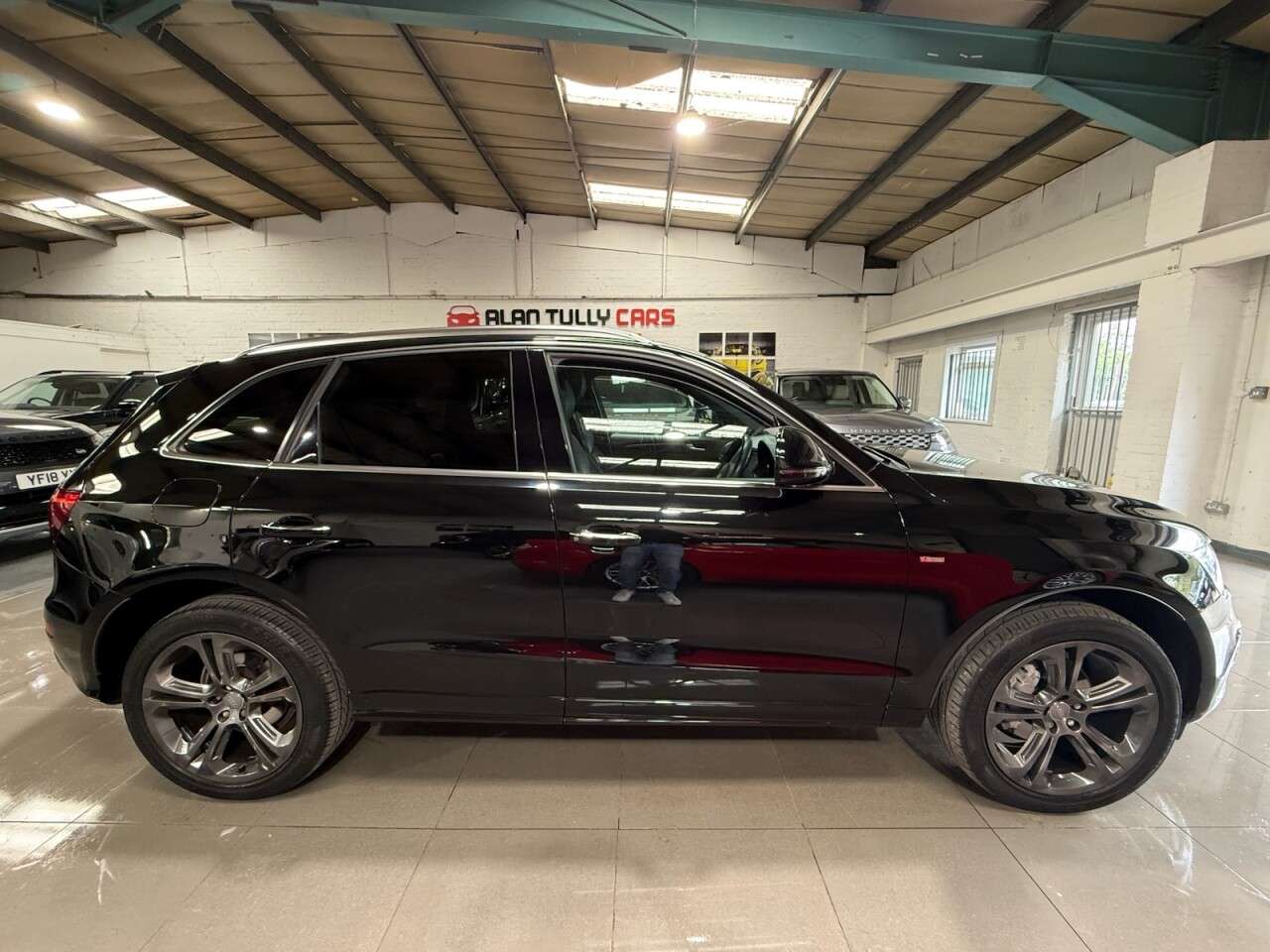2016 AUDI Q5 2016 AUDI Q5