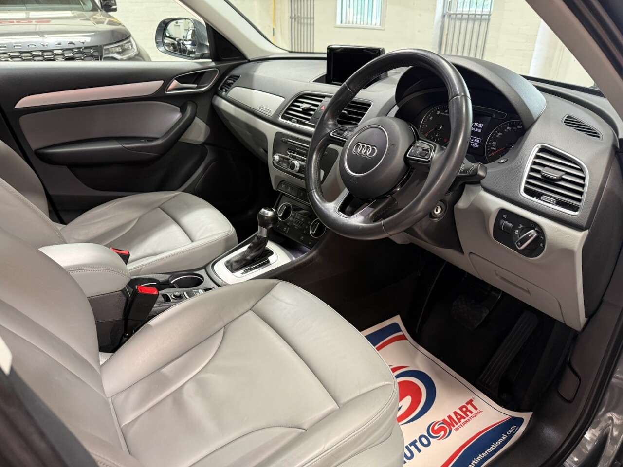 2016 AUDI Q3 2016 AUDI Q3
