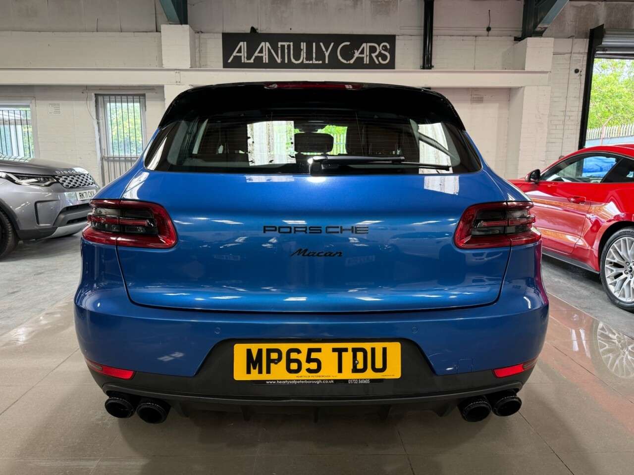 A 2015 PORSCHE MACAN 2.0T SUV 5dr Petrol PDK 4WD Euro 6 (s/s) (237 ps) A 2015 PORSCHE MACAN 2.0T SUV 5dr Petrol PDK 4WD Euro 6 (s/s) (237 ps)