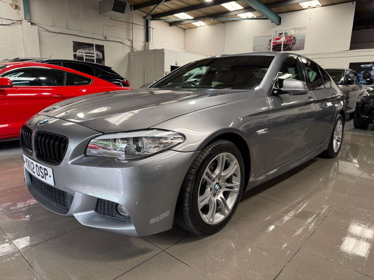 A 2012 BMW 5 SERIES 2.0 520d M Sport Saloon 4dr Diesel Steptronic Euro 5 (s/s) (184 ps) A 2012 BMW 5 SERIES 2.0 520d M Sport Saloon 4dr Diesel Steptronic Euro 5 (s/s) (184 ps)