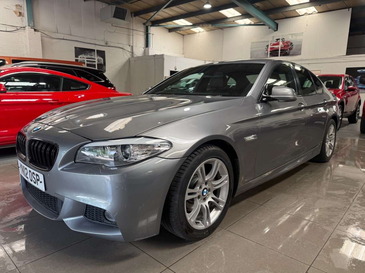 A 2012 BMW 5 SERIES 2.0 520d M Sport Saloon 4dr Diesel Steptronic Euro 5 (s/s) (184 ps) + DRIVE A 2012 BMW 5 SERIES 2.0 520d M Sport Saloon 4dr Diesel Steptronic Euro 5 (s/s) (184 ps) + DRIVE