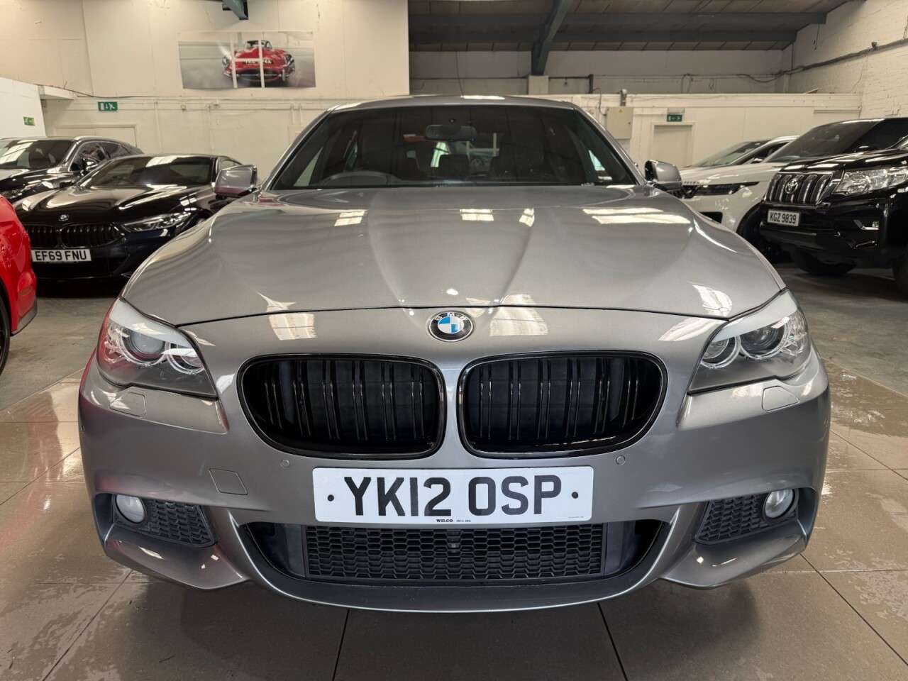 A 2012 BMW 5 SERIES 2.0 520d M Sport Saloon 4dr Diesel Steptronic Euro 5 (s/s) (184 ps) + DRIVE A 2012 BMW 5 SERIES 2.0 520d M Sport Saloon 4dr Diesel Steptronic Euro 5 (s/s) (184 ps) + DRIVE